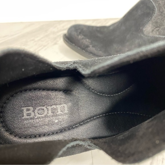Born Beth Black Distressed Suede Bootie 9 1/2 M - Picture 13 of 15